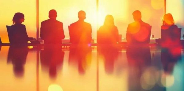 博牛配资 轮值制度，吉利能否复刻华为？