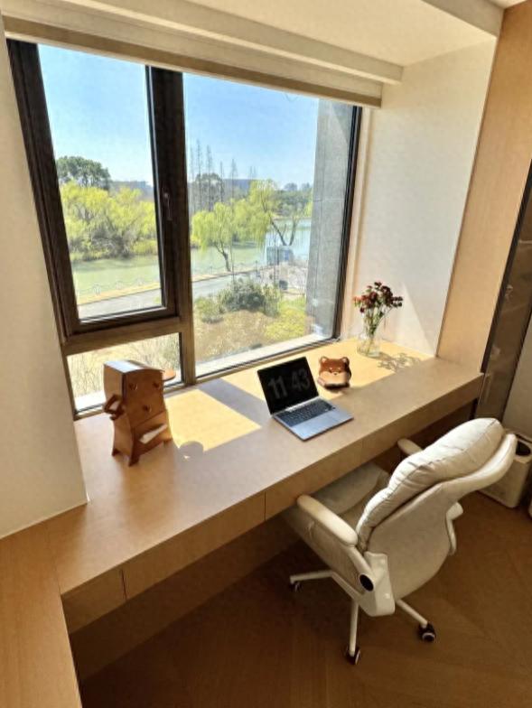 楠希配资 过来人告诉你：卧室这7样设计纯属浪费钱！入住后发现根本不实用